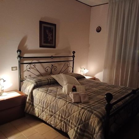 Appartamento A Prato "Gesi" Holiday House Exterior foto