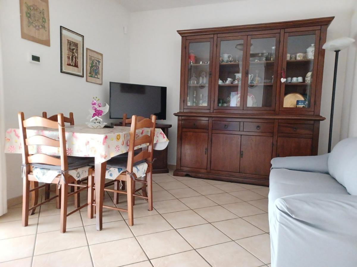 Appartamento A Prato "Gesi" Holiday House Exterior foto